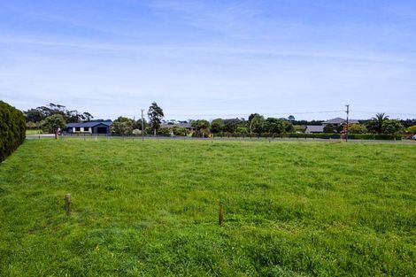 Photo of property in 84 Airport Drive, New Plymouth Airport, New Plymouth, 4373