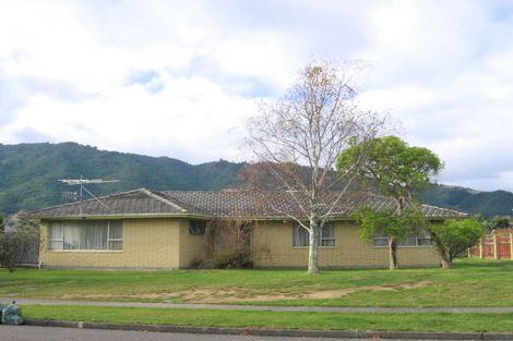 Photo of property in 72 Belvedere Avenue, Waikanae, 5036