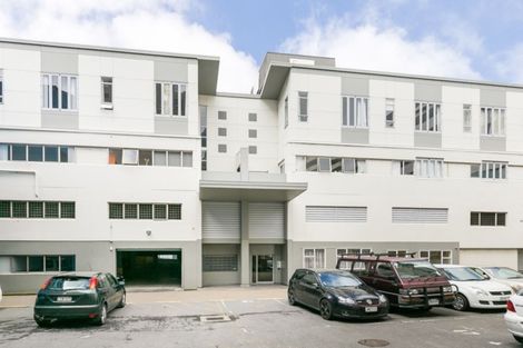 Photo of property in Dixonlane Apartments, 9/7 Feltex Lane, Te Aro, Wellington, 6011