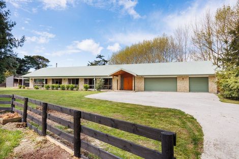 Photo of property in 440 Stoney Creek Road, Kelvin Grove, Palmerston North, 4470