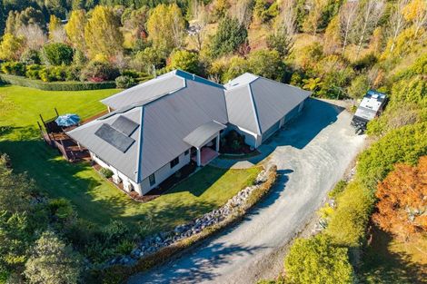 Photo of property in 89 Totara View Road, Wakefield, 7095