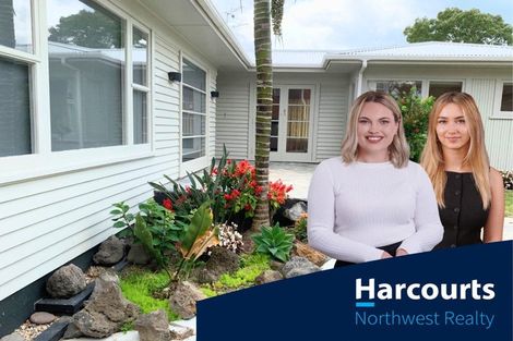 Photo of property in 148 Luckens Road, West Harbour, Auckland, 0618