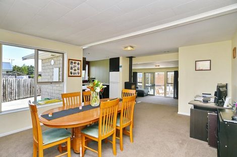 Photo of property in 10 Martyn Street, Rangiora, 7400