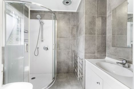 Photo of property in 65 Reynella Drive, Massey, Auckland, 0614