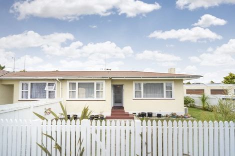 Photo of property in 341 Botanical Road, West End, Palmerston North, 4412