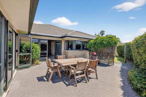 Photo of property in 4 Halesia Place, Mount Maunganui, 3116