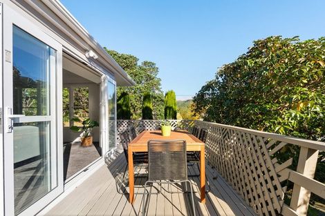 Photo of property in 10 Tui Terrace, Tawa, Wellington, 5028