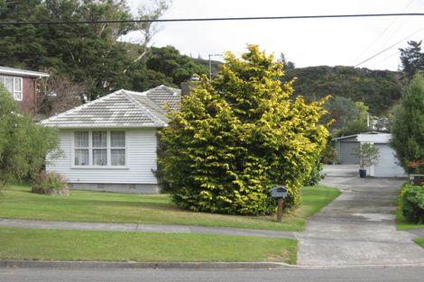 Photo of property in 6 Tawhai Street, Stokes Valley, Lower Hutt, 5019