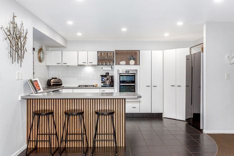 Photo of property in 41 Joseph Banks Drive, Whitby, Porirua, 5024