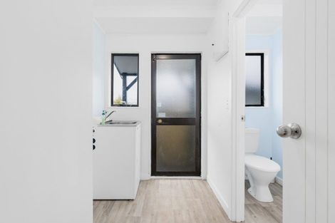 Photo of property in 2 Inverness Avenue, Hamilton East, Hamilton, 3216