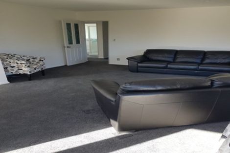 Photo of property in 18 Sea Eagles Place, North New Brighton, Christchurch, 8083