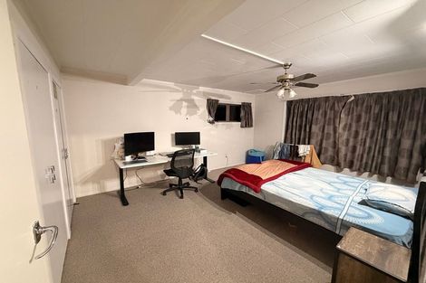 Photo of property in 15 Sturdee Road, Manurewa, Auckland, 2102