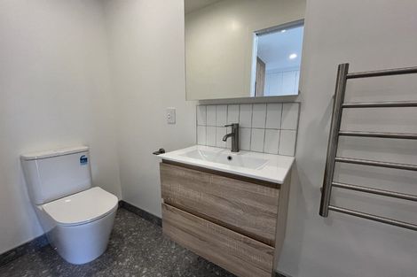 Photo of property in 2/23 Makomako Drive, Orewa, 0931