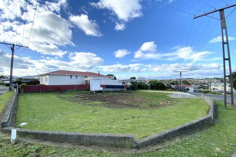 Photo of property in 12a&b Hughson Street, Waitara, 4320