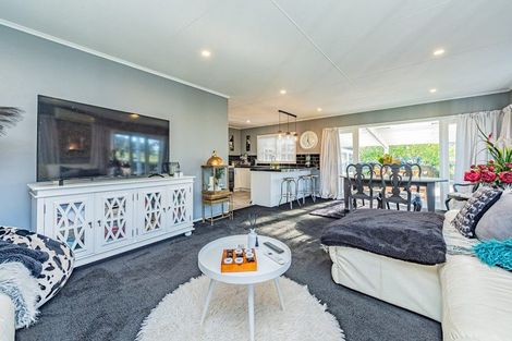 Photo of property in 21 Glenn Street, Castlecliff, Whanganui, 4501