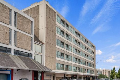 Photo of property in Royal Court Apartments, 1193unit Hinemoa Street, Rotorua, 3010