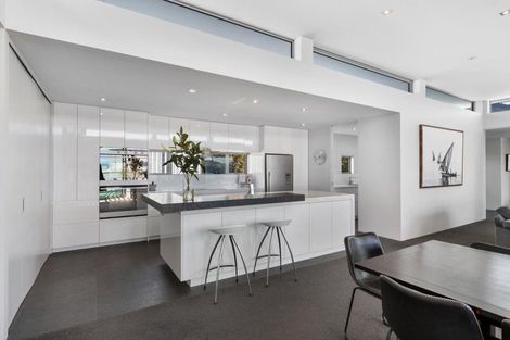 Photo of property in 15 Faulks Terrace, Wanaka, 9305