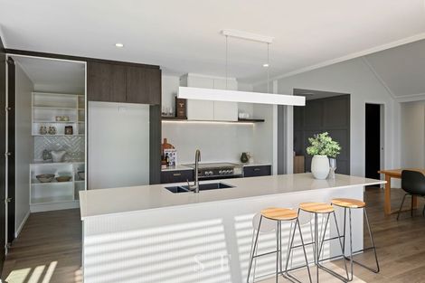 Photo of property in 40 Anderson Park Drive, Waikanae, 5036