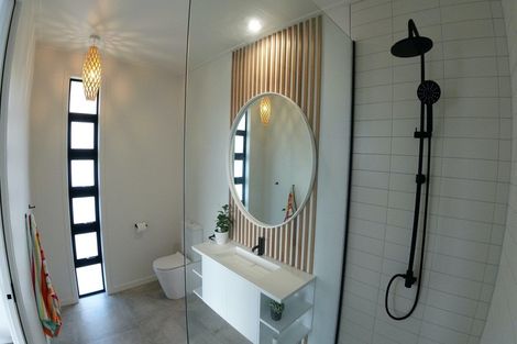 Photo of property in 1163 Whangaparaoa Road, Gulf Harbour, Whangaparaoa, 0930