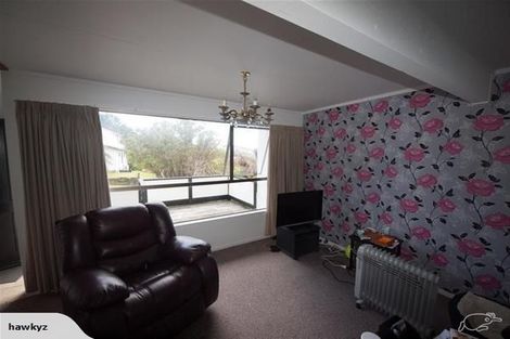 Photo of property in 6 Makatote Grove, Churton Park, Wellington, 6037