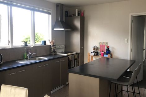 Photo of property in 24 Chippendale Crescent, Birkdale, Auckland, 0626