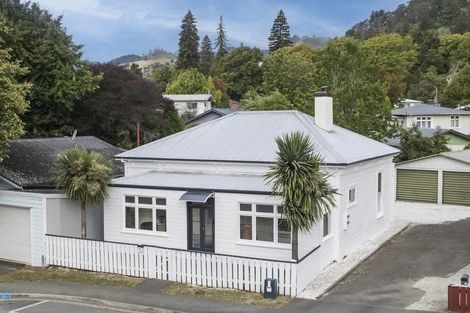 Photo of property in 9 Waimea Road, Nelson South, Nelson, 7010