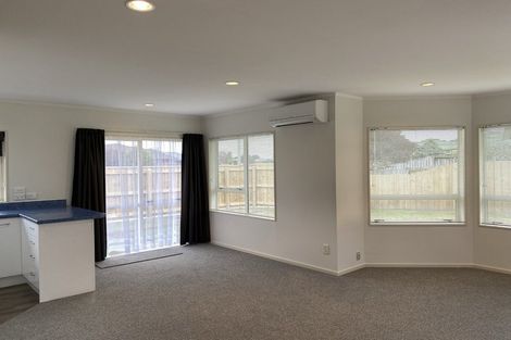 Photo of property in 39 Spackman Crescent, Paraparaumu, 5032
