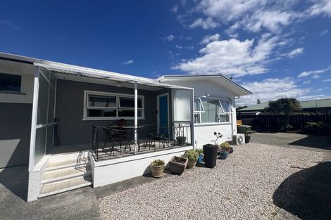 Photo of property in 2/7 Dryden Street, Stoke, Nelson, 7011