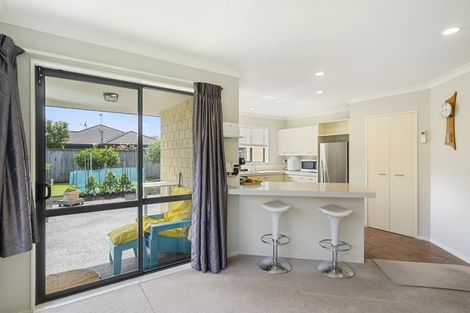 Photo of property in 7 Jeannie Way, Waikanae Beach, Waikanae, 5036