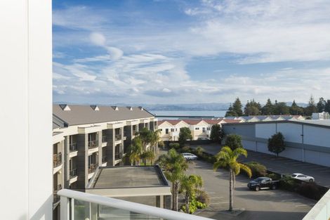 Photo of property in Marina View Apartments, 307/4 Reads Quay, Gisborne, 4010