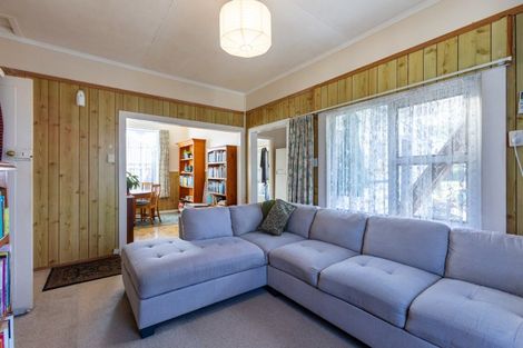 Photo of property in 19 Atkinson Street, Woodville, 4920