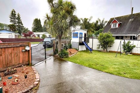 Photo of property in 10 Kanuka Place, Edgecumbe, 3120