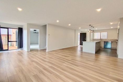 Photo of property in 39b Cutler Street, New Lynn, Auckland, 0600