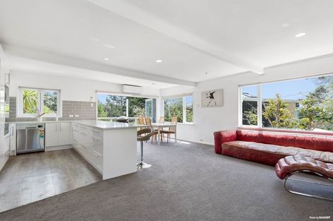 Photo of property in 92 Castor Bay Road, Castor Bay, Auckland, 0620