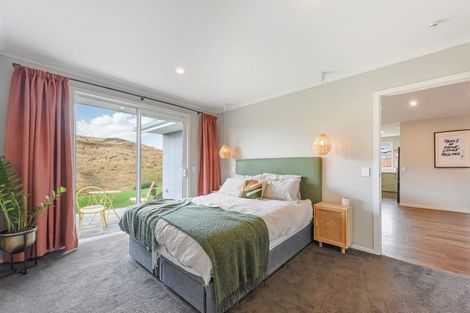 Photo of property in 40 Huntaway Close, Stoke, Nelson, 7011