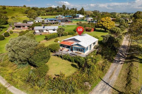 Photo of property in 10 Church Road, Maketu, 3189