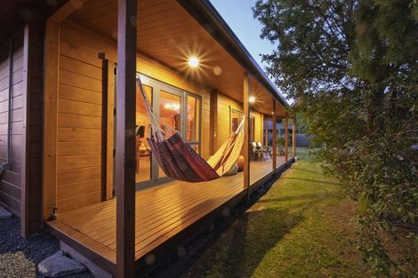 Photo of property in 16 Tennyson Close, Hanmer Springs, 7334