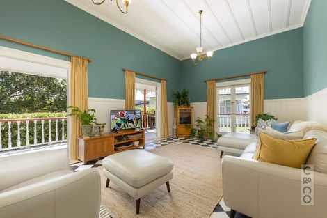 Photo of property in 14 Nelson Street, Helensville, 0800