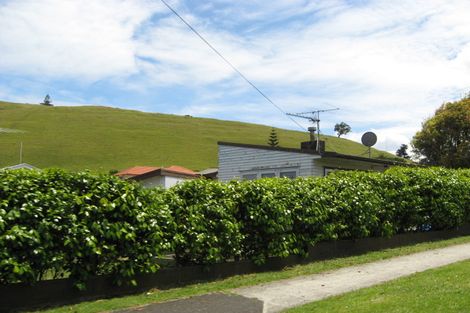 Photo of property in 80 Mountain Road, Mangere Bridge, Auckland, 2022