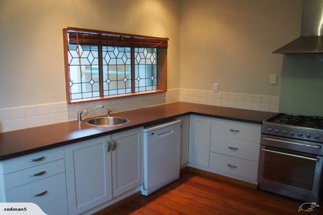 Photo of property in 19 Tahunanui Drive, Tahunanui, Nelson, 7011