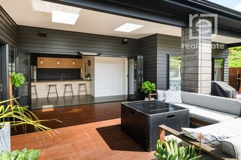 Photo of property in 35 Freedom Drive, Kelvin Grove, Palmerston North, 4414