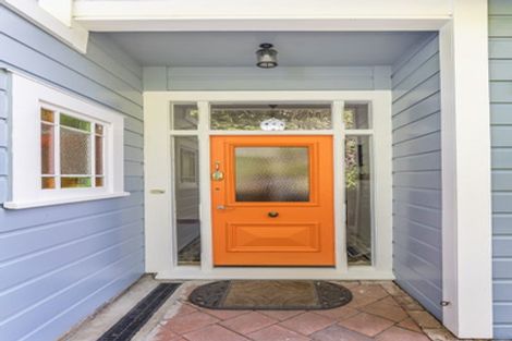 Photo of property in 36 Sutherland Crescent, Melrose, Wellington, 6023