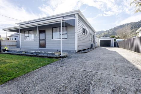 Photo of property in 61 Fox Street, Cobden, Greymouth, 7802
