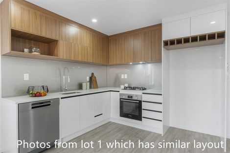 Photo of property in 10b Ballial Place, West Harbour, Auckland, 0618