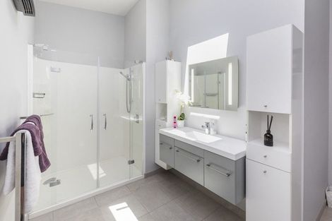 Photo of property in 2 Hemingway Place, Spencerville, Christchurch, 8083