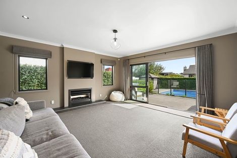 Photo of property in 14 Winslow Court, Huntington, Hamilton, 3210