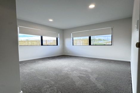 Photo of property in 153 Kowhai Road, Orewa, 0931