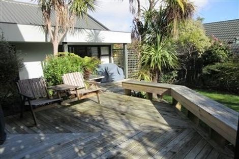 Photo of property in 22 Joseph Banks Drive, Whitby, Porirua, 5024