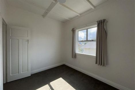 Photo of property in 52 Evans Road, Glen Eden, Auckland, 0602