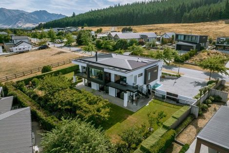 Photo of property in 47 Forest Heights, Wanaka, 9305